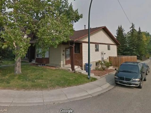 Spacious 2 Bedroom Legal Basement Suite in Edgemont