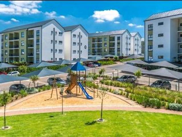 spacious 2 bedroomed apartment for r.