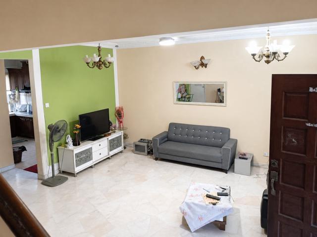 Spacious 2Storey Terrace in Taman Pinggiran USJEasy AccessFamily