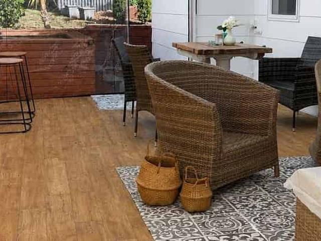 Spacious 3/4BR Beachside Haven