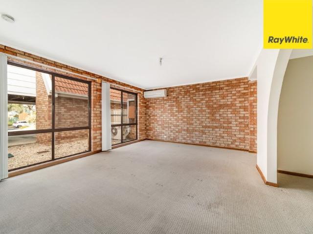 Spacious 3 bed townhouse in Scullin