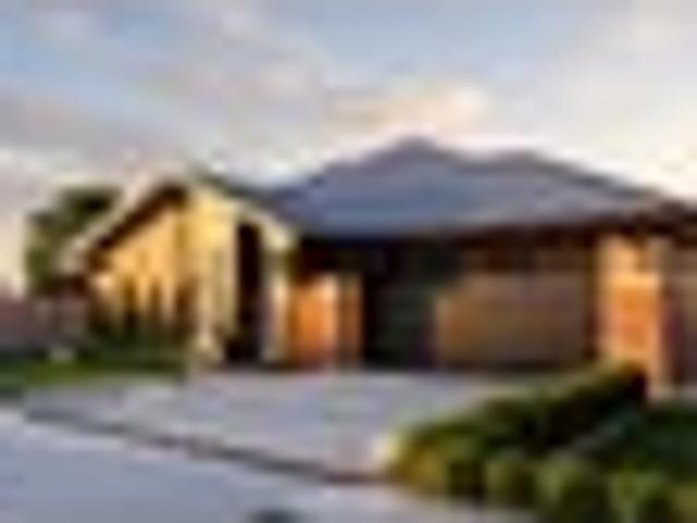 Spacious 3 Bed with Ensuite & Double Vanity!