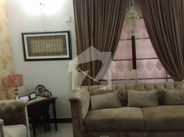 Spacious 3 Bed DD Leased Flat For Sale In Askari 5, Sector E 1st Floor