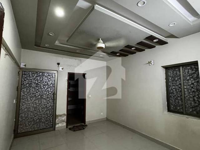 Spacious 3 Bed Flat For Rent At Civil Lines Above Rehmat E Sheerin Building