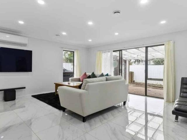 Spacious 3 Bedroom + 1 Studio and 2 Kitchen