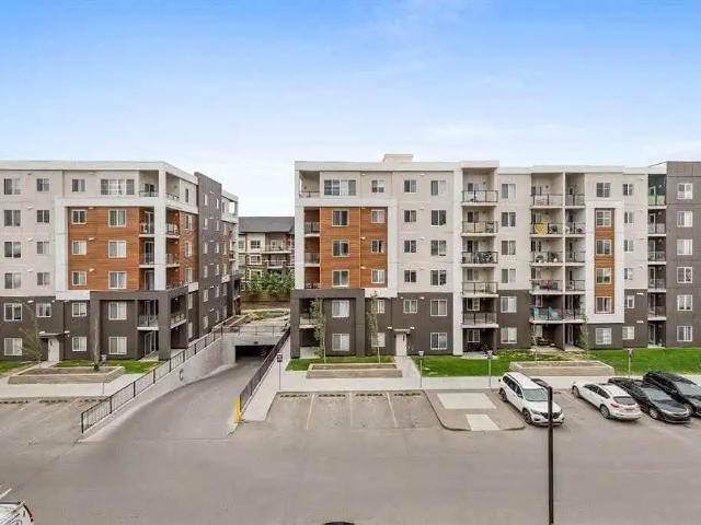 Spacious 3 bedroom condo