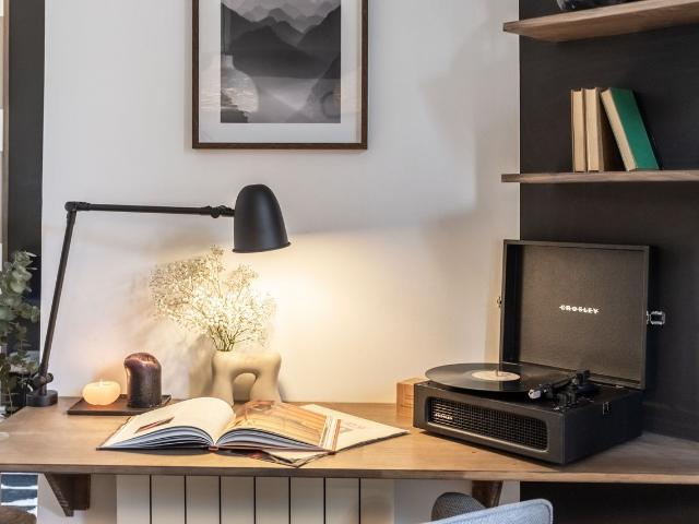 Spacious 3 Bedroom Apartment in Ríos Rosas with Pyrenees Inspired Design and Workspace, Madrid Amsterdam Apartments for Rent