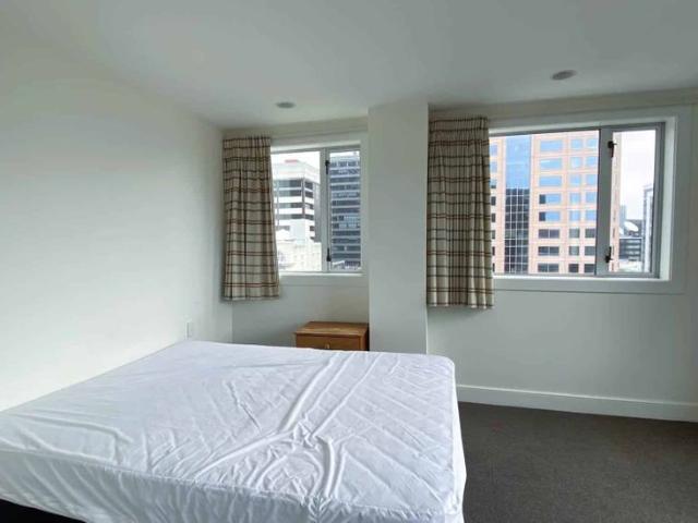 Spacious 3 Bedroom Apartment in the Heart of A.