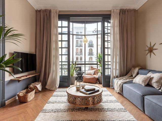 Spacious 3 Bedroom Apartment with Moroccan Inspired Design and Workspace in Lista, Madrid Amsterdam Apartments for Rent