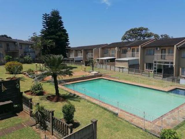 spacious 3 bedroom duplex in a sough.