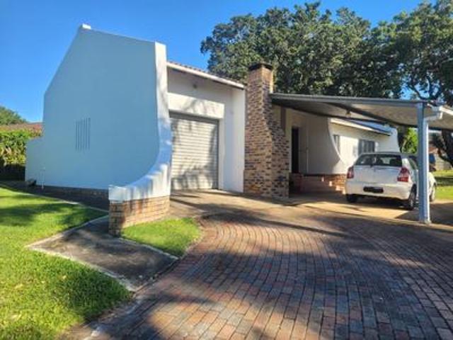 spacious 3 bedroom family home in pr.
