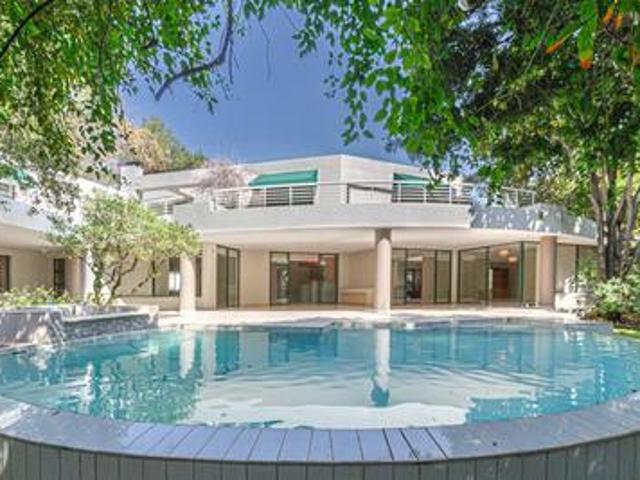 spacious 3 bedroom family home with.