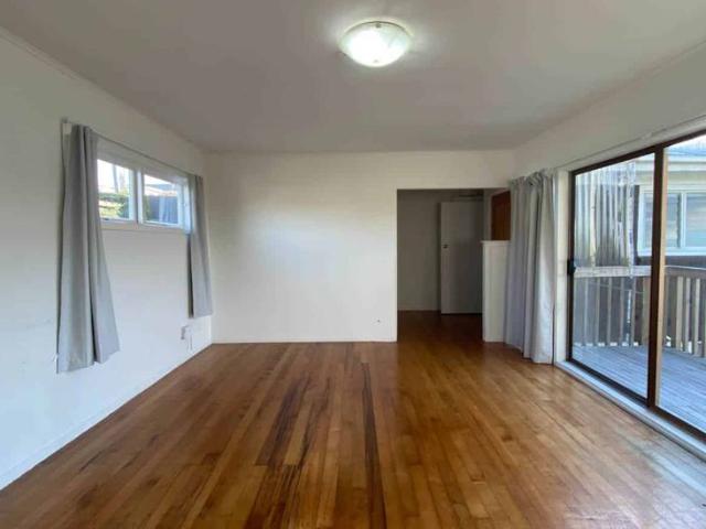 Spacious 3 Bedroom House for Rent in Mt. Roskill