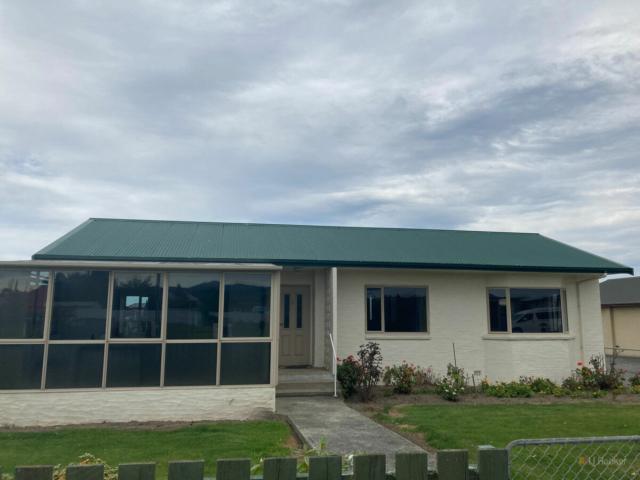 Spacious 3 Bedroom Home Close to Town � Available Now