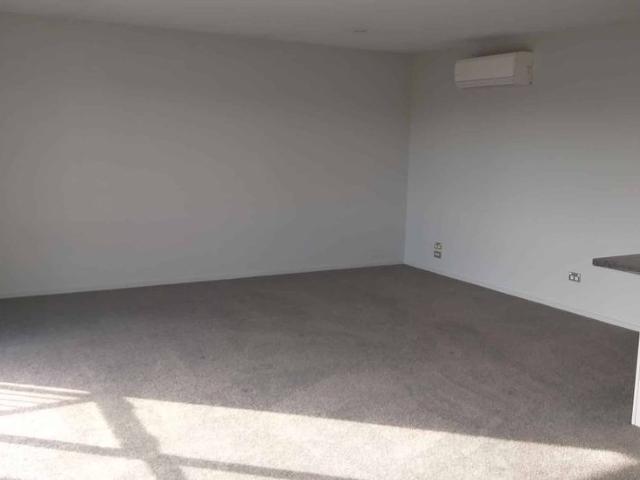 Spacious 3 Bedroom Home Close to Shops, Parks and Amenities