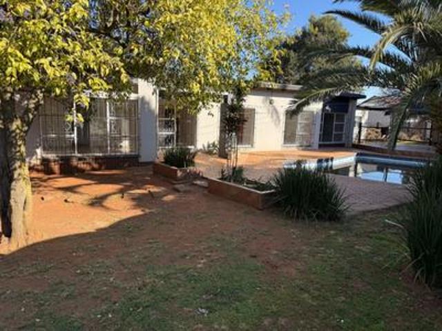 spacious 3 bedroom home in birchleig.