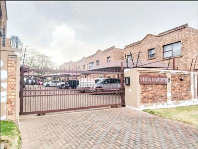 spacious 3 bedroom home in secure complex