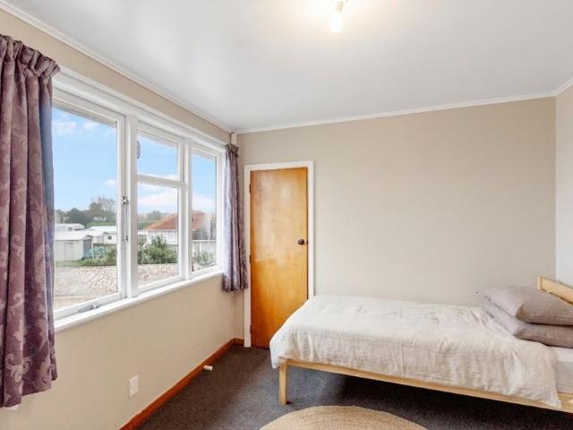 Spacious 3 bedroom rental in Papakura!