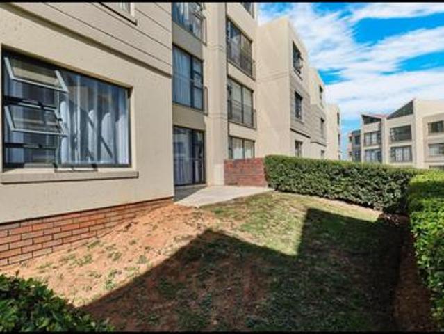 spacious 3 bedroom townhouse to rent.