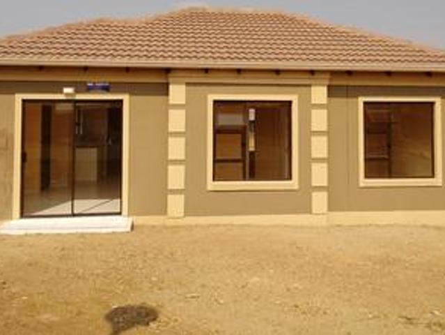 spacious 3 bedrooms 2 bath houses on.