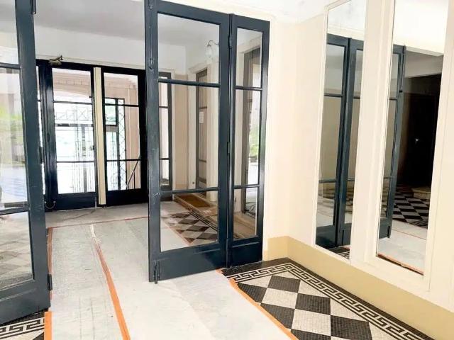 Spacious 3 room apartment near Porte de Saint Cloud, Paris Amsterdam Apartments for Rent