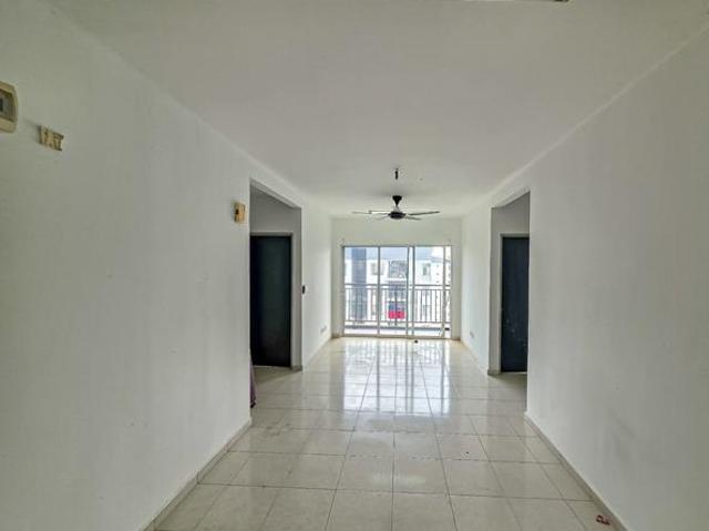 Spacious 3 Rooms EndLot Penthouse Residensi Laguna Biru 2 Rawang