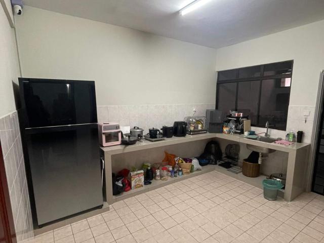 Spacious 3 Storey Terrace House | Near One UtamaPetaling Jaya | Easy Access