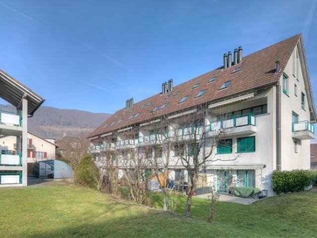 Spacious 3 storey rooftop duplex apartment with large balcony wanted