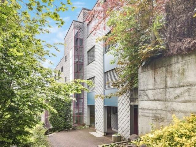 Spacious 3.5 room apartment in the countryside