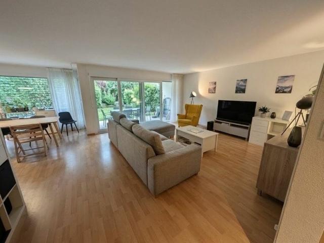 Spacious 3.5 room apartment on the ground floor with seating space in Wülflingen