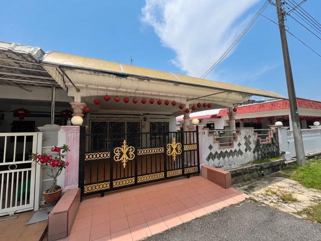 Spacious Terrace House Taman Malim Jaya