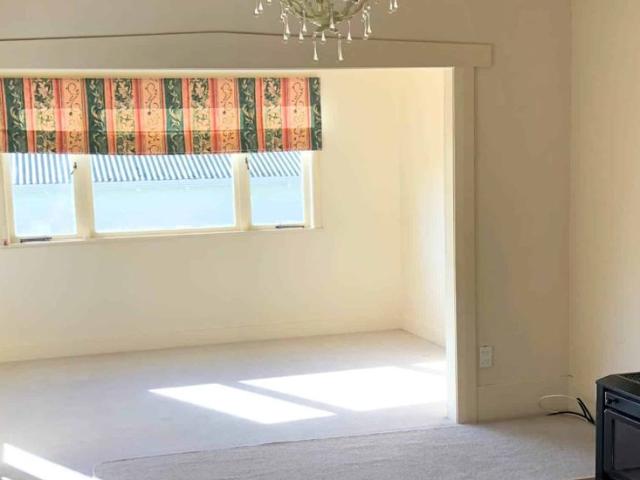 Spacious two bedroom in Hikurangi