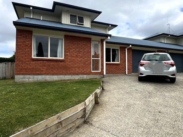 Spacious Two Level Townhouse!