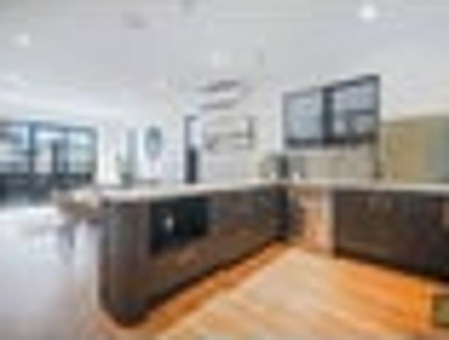 Spacious and Comfortable Family Haven in Karaka