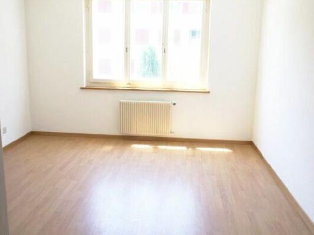 Spacious and bright apartment in a quiet location!