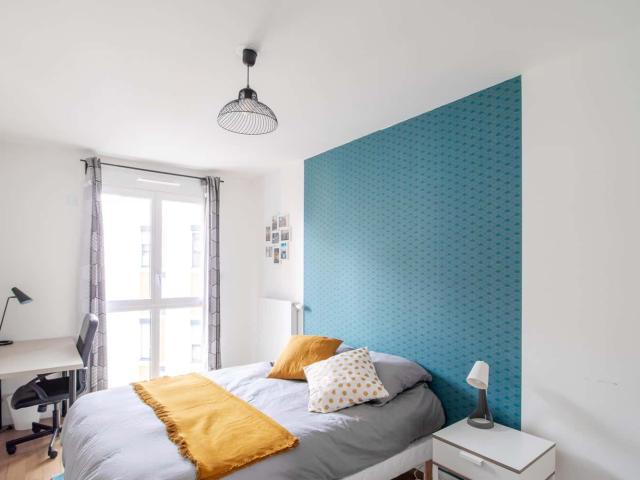 Spacious and bright room 14m² CL19