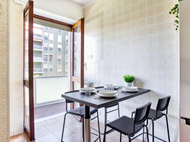 Single room in Via Ronchi