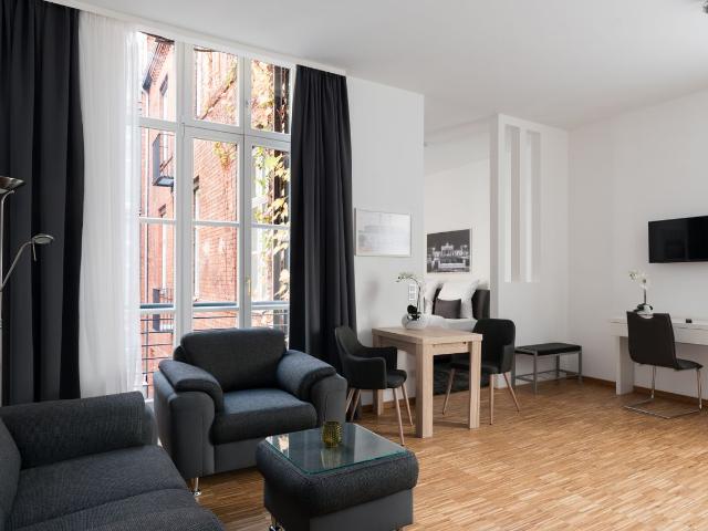 Spacious and lovely apartment Mitte, Berlin Amsterdam Apartments for Rent