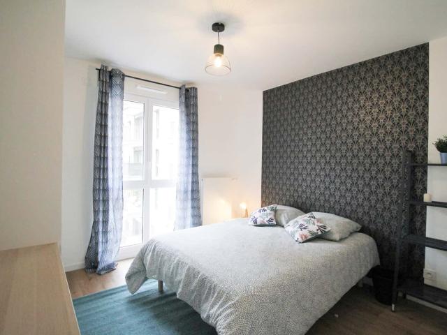 Spacious and luminous room 12m² CL43
