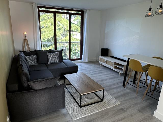 Spacious and Modern Flatshare – Only 25 Minutes ✨