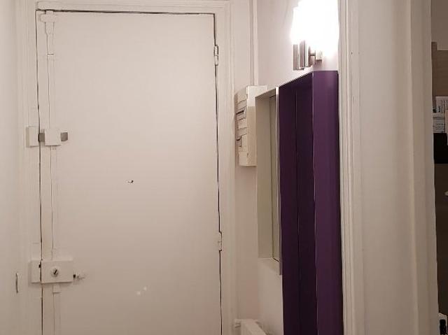 Spacious and Modern 52m² Apartment with Full Amenities in Prime Location, Paris Amsterdam Apartments for Rent