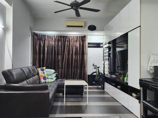 Spacious and nice unit