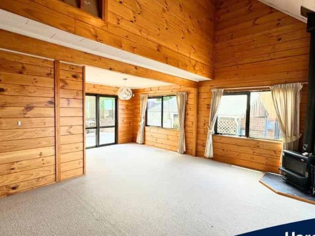 Spacious and Secure Home with Stunning Views