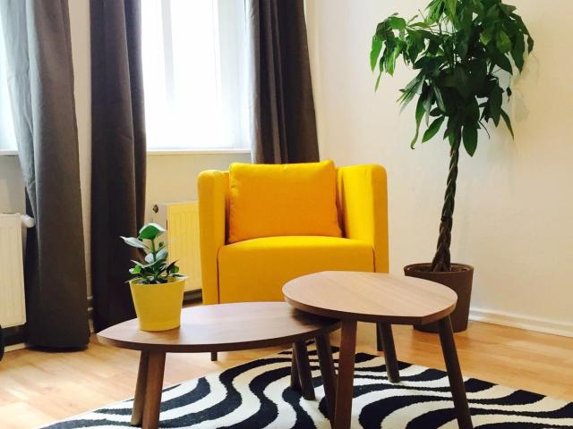 Spacious and quiet flat close to park, Berlin Amsterdam Apartments for Rent