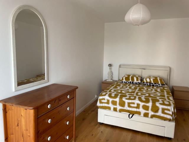 Spacious Apartment for Flatshare, Marseille Amsterdam Apartments for Rent