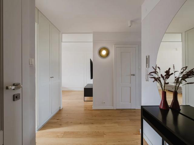 Spacious Apartment with 20 m² Terrace
