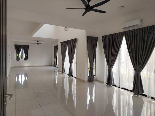 spacious beautiful 2sty semi d house setia ecohill semenyih selangor