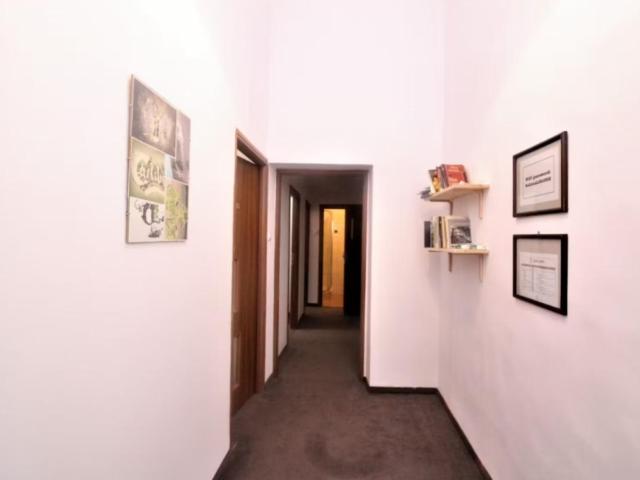 Spacious Bedroom in the best area in Kraków Stradom