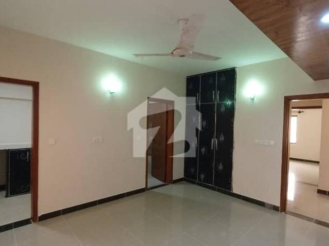 Spacious Brand New 3 Bed DD Apartments Available For Sale In Sector J Askari 5