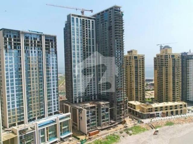Spacious Brand New 4 Bed Marina Facing Apartment for Sale in Emaar Panorama DHA Phase 8 Karachi |